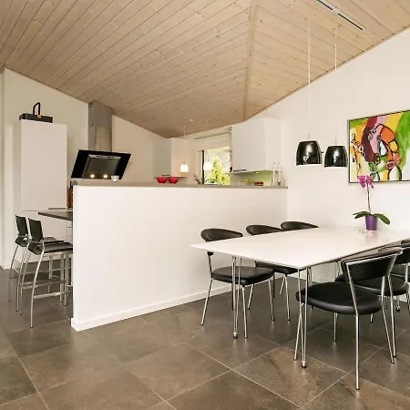 Cozy Dog-friendly Near Coast-by Traum *
